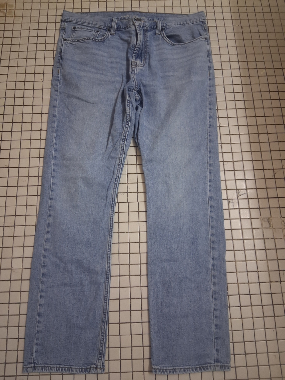 Old Navy 36X32 Men's Light Wash Straight Jeans